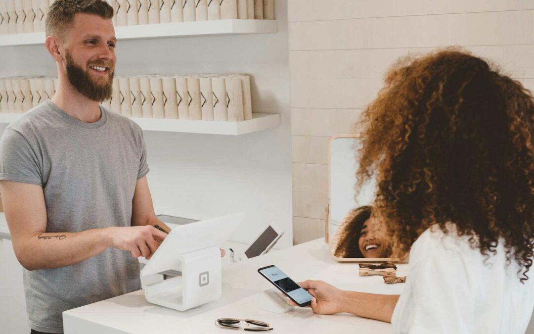 Qué necesita una tienda online en Vitoria para vender de verdad
